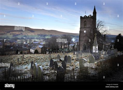 Hawes Parish Church High Resolution Stock Photography And Images Alamy