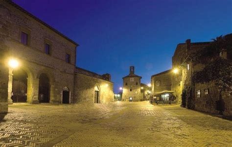 Massa Marittima Pronto Il Nuovo Look Per Il Centro Commerciale Naturale