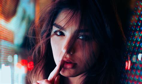 Unblur & Sharpen Image Online Free to Use| PicWish