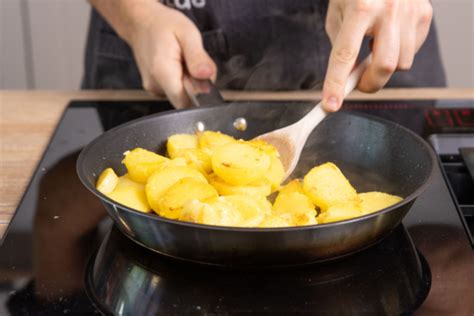 Bratkartoffeln Aus Gekochten Kartoffeln Rezept Eat De