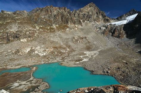 Places You Should NEVER Swim | Be Amazed