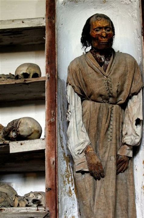 These Catacombs Are Creepier Than Any Horror Movie - Barnorama