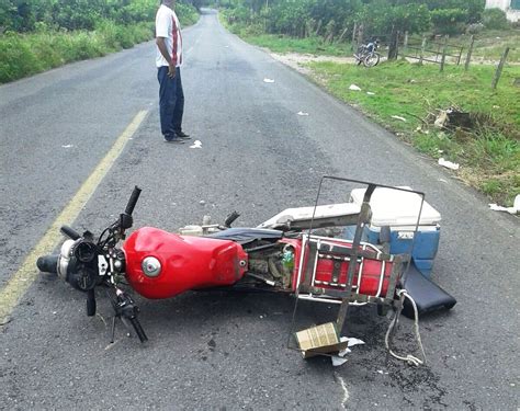 Noticias Tlapacoyan Moto Tortillero Circulaba Veloz Y Se Accidento