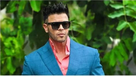 Mahadev Betting App Case Actor Sahil Khan Detained After Hc Denies Pre