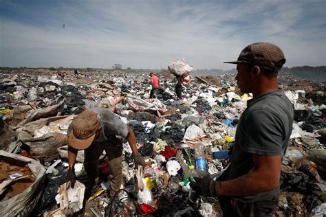 Un Juez Frenó El Saneamiento Del Basural De Luján Infocielo