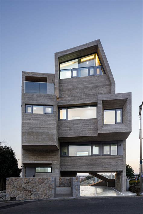 Moon Hoon Stacks Concrete Volumes To Build Pacific Residence