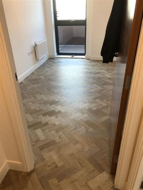 Amtico Spacia Sun Bleached Oak Installation In Herringbone Design