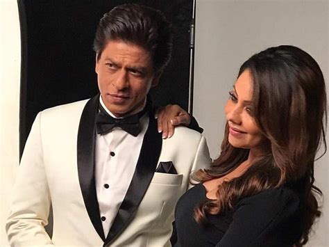 Shah Rukh Khan And Gauri Khan Are Killing The Internet With Their Sweet