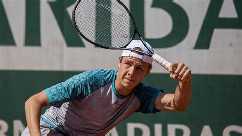 Joel Schw Rzler Maintains Top Form At Itf World Tennis Tour Junior