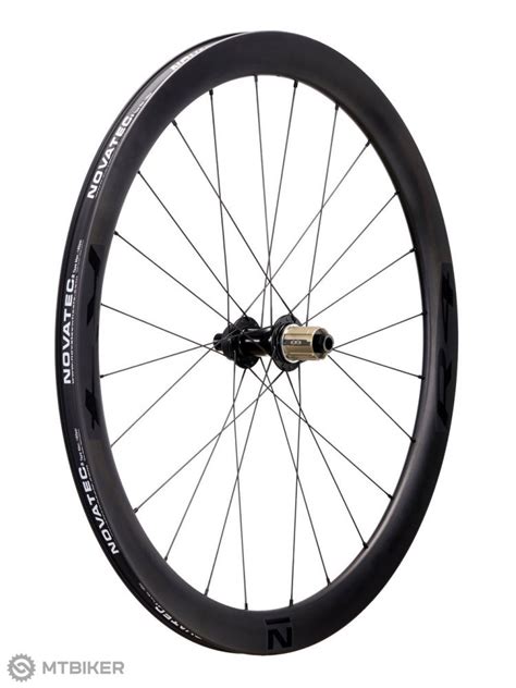 Novatec R4 CL 45 mm 28 sada kol plášť kotoučová pevná osa Shimano