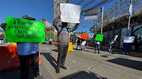 Manifestantes Bloquean Avenida De Las Torres Exigen Transporte P Blico