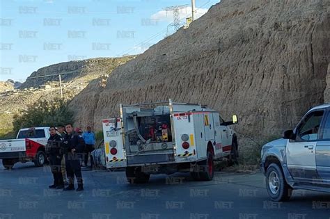 Falla mecánica provoca que auto se incendie en el Camino Real