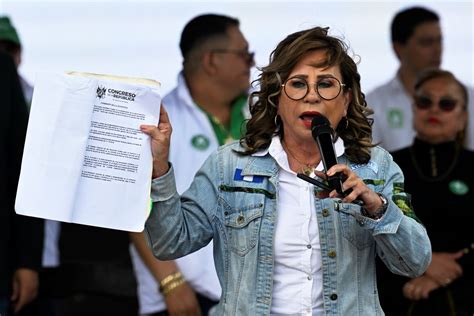 Sandra Torres Candidata A La Presidencia De Guatemala Artículo 66