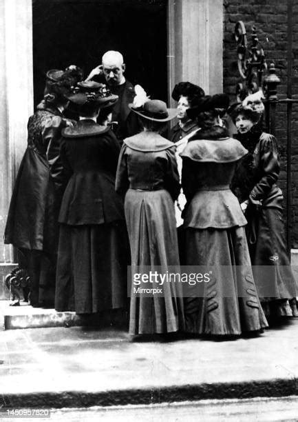 35 Suffragettes Downing Street Photos And High Res Pictures Getty Images