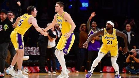 Lakers Highlights: L.A. Wins Second Straight As Matt Ryan Buzzer Beater ...