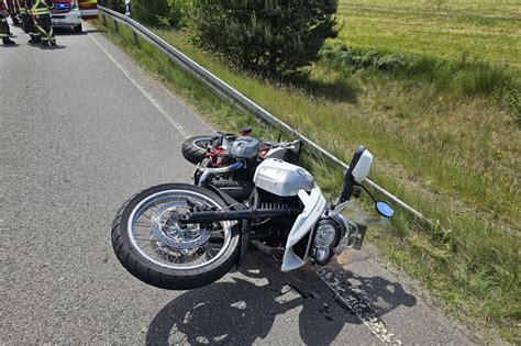 Zwei Unfälle nahezu zeitgleich auf Autobahnzubringer Biker schwer verletzt