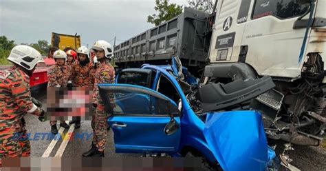 Video Dua Wanita Maut Kereta Bertembung Lori Buletin Tv Malaysia