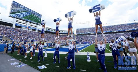 Kentucky Football Receives Votes In Week 2 Ap Coaches Polls