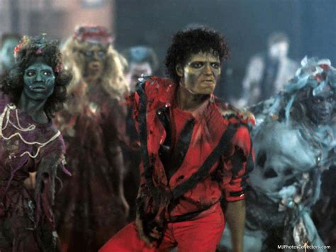 michael jackson performs thriller wallpaper wallpaperscom