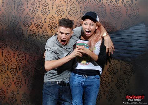 32 Hilarious Haunted House Reactions Caught On Camera Huffpost
