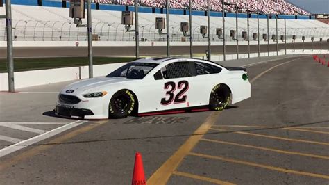 Chris Buescher And Cole Custer At NASCAR Tire Test 2018 Las Vegas Motor