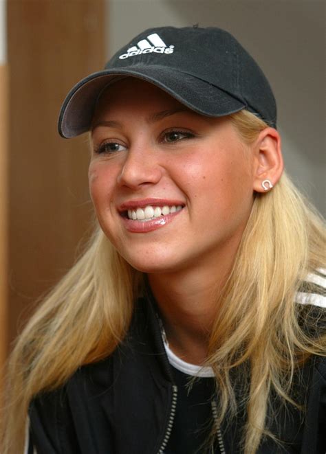 Anna Kournikova S Instagram Twitter Facebook On Idcrawl