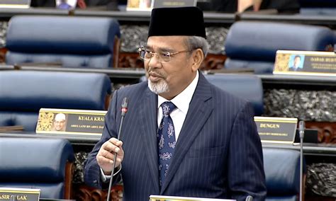 Pasir Salak Wanita Umno Wants Tajuddin S Suspension Lifted