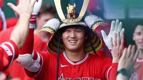 大谷翔平が検索数上昇で“今年の顔”に Yahoo検索大賞＆アスリート部門1位のダブル受賞（日テレnews Nnn） Yahooニュース