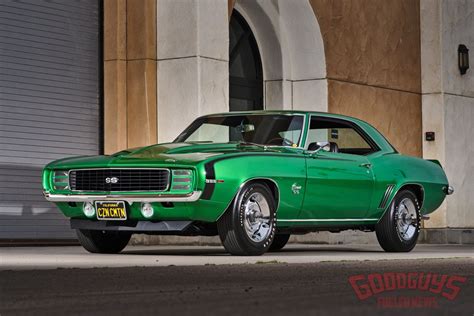 “Causin’ Commotion” - Mark and Elaine Regan's RS/SS 396 '69 Camaro | Fueled News