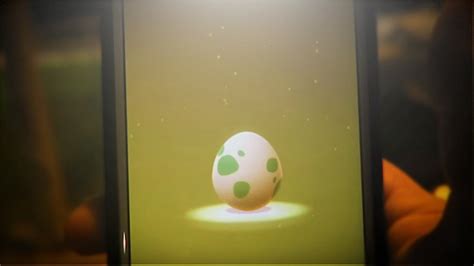 Pokemon Go Hatching 18 Eggs At One Time Super Rare Pokemon Hatch