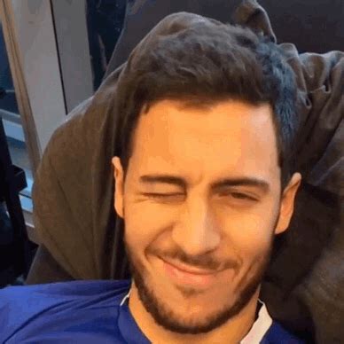 Funny Gifs Eden Hazard Vsgif