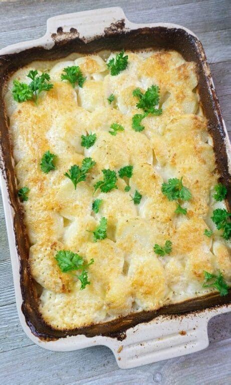 Garlic Parmesan Au Gratin Potatoes • Bake Me Some Sugar