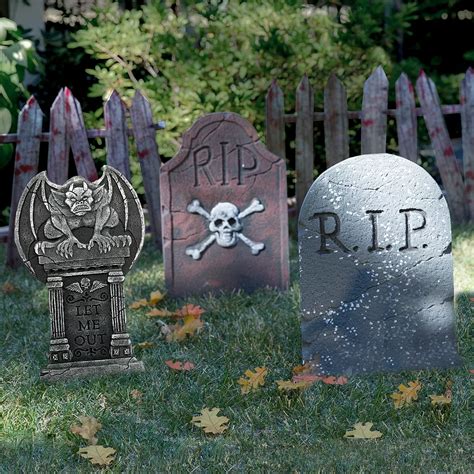 Tombstone And Cemetery Decorations Super Kit Party City Canada