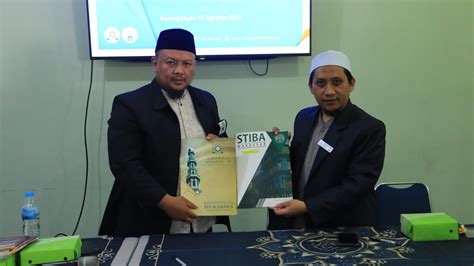 Gali Wawasan Seputar Kajian Kitab Turats Dan Pembinaan Karakter