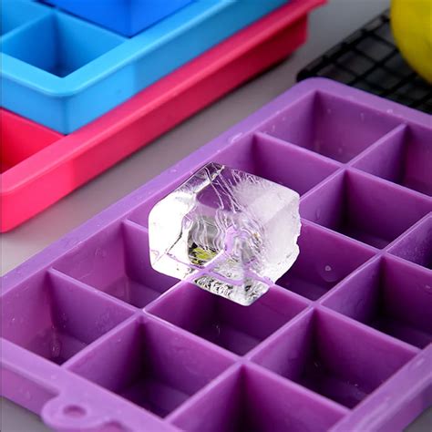 High Quality Customizable Mini Ice Cube Maker Food Grade Silicone Mold