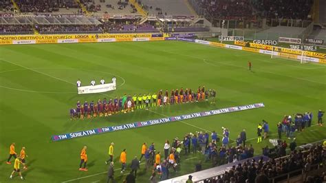 Fiorentina Roma L Ingresso In Campo Delle Squadre Tra I Cori Dei