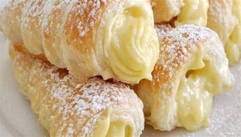 Receita Cannoli Essa receitinha fica muito deliciosa e é fácil