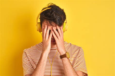 80 Rekomendasi Lagu Galau Tiktok Viral dari Berbagai Genre dan Bahasa ...