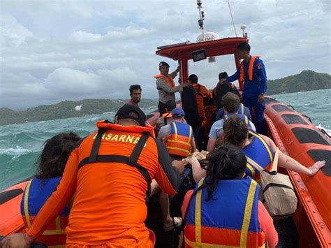 Kapal Wisata Di Labuan Bajo Mati Mesin Di Laut 11 Orang Dievakuasi Tim