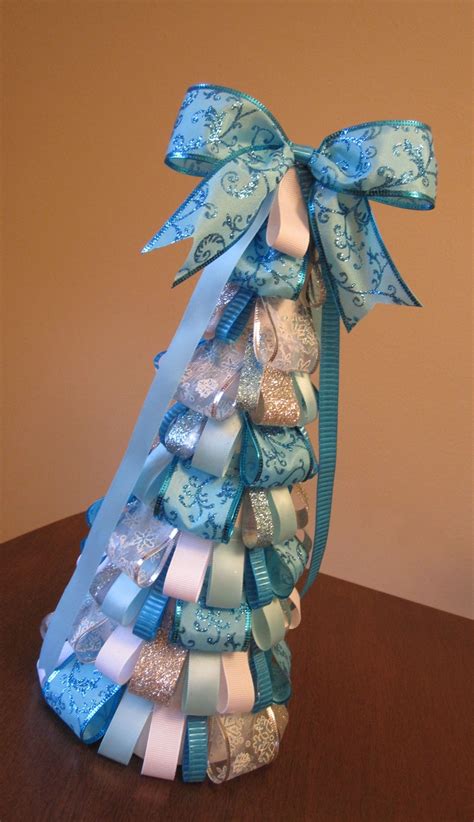 Ribbon Christmas tree | Christmas crafts, Diy christmas tree, Blue ...