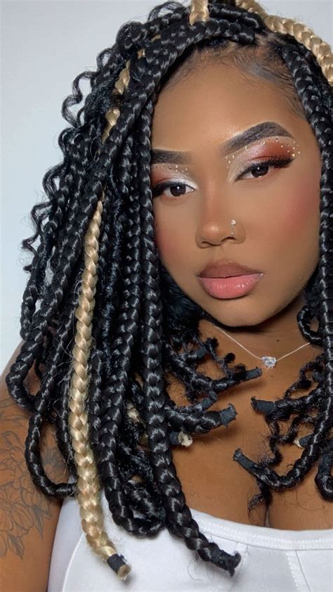 Box Braids Chanel Peinados Con Pelo Rizado Peinados Con Trenzas