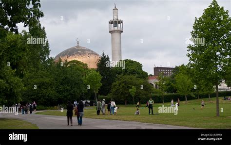 London Central Mosque aka Regent's Park Mosque Stock Photo - Alamy