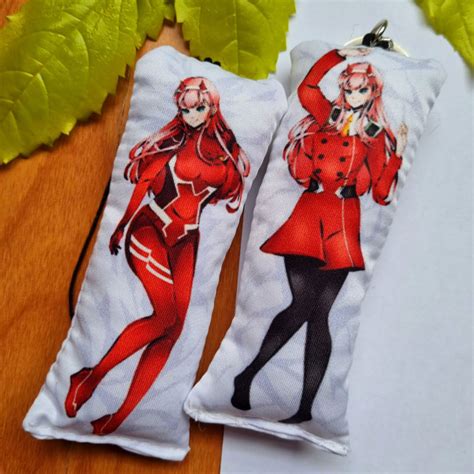 Zero Two - Darling in the Franxx - Anime Mini Body Pillow Keyring