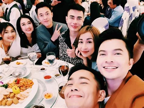 Hot Girl L Ng H I I L N T Ngh O Kh T Ng R T Gh T Ch Ng Khi Anh L M