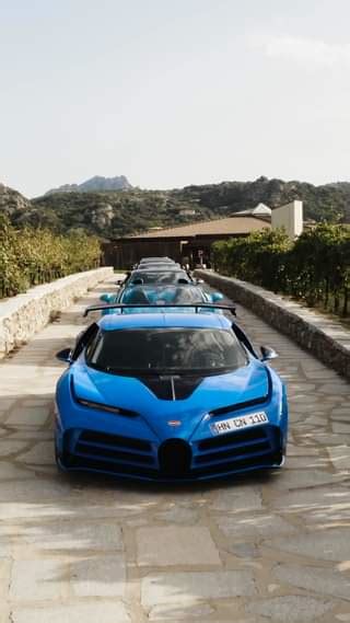 부가티 영상 This years BUGATTI Grand Tour saw the spirit of BUGATTI roar