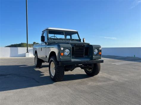 1973 Land Rover Defender Series 3 109 Pick Up Truck Hardtop