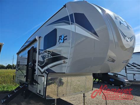 New Northwood Arctic Fox Grande Ronde L Fifth Wheel At