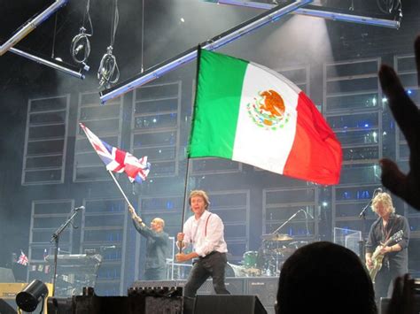 Sir Paul Mccartney Regresa A M Xico Dolos