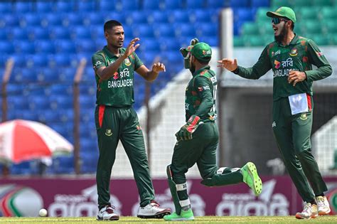 Mustafizur Rahman Picked Two Key Wickets On His Return To The National