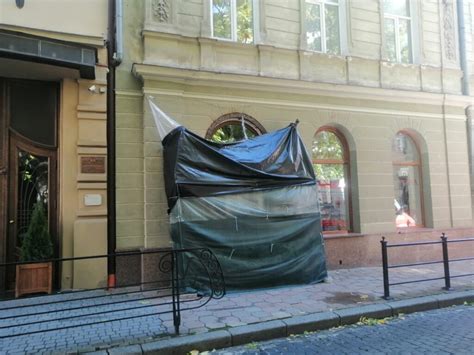 У Львові знищують пам’ятку архітектури (ФОТО) - Четверта студія